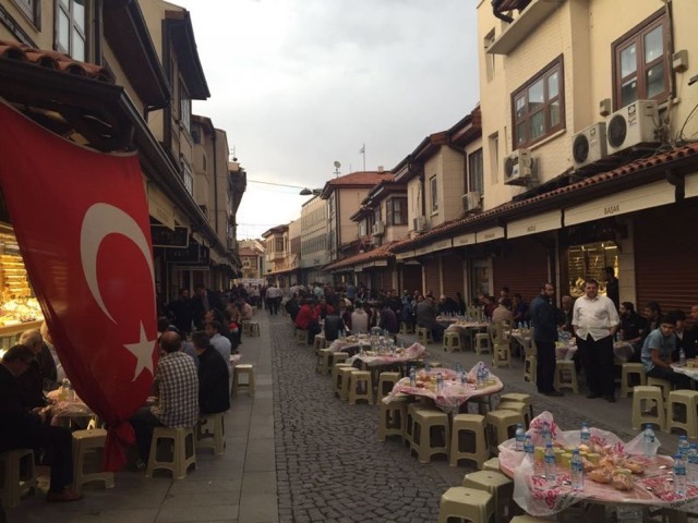 2016 İftar Yemeğimiz 5
