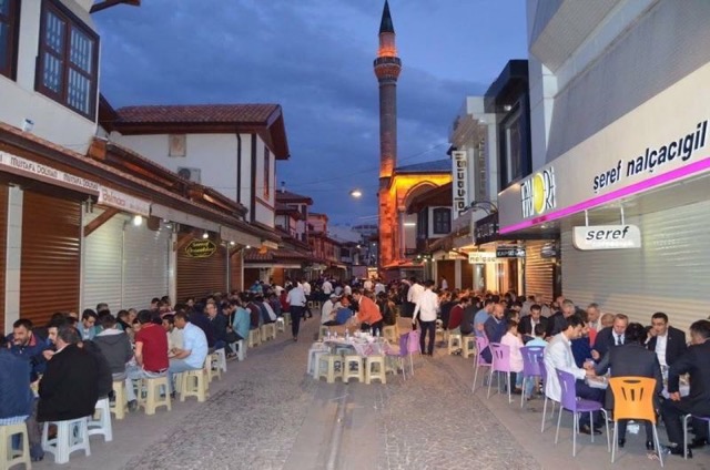 2016 İftar Yemeğimiz 13